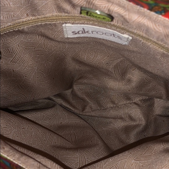 Sakroots Shoulder Bag with many compartments - Picture 5 of 8